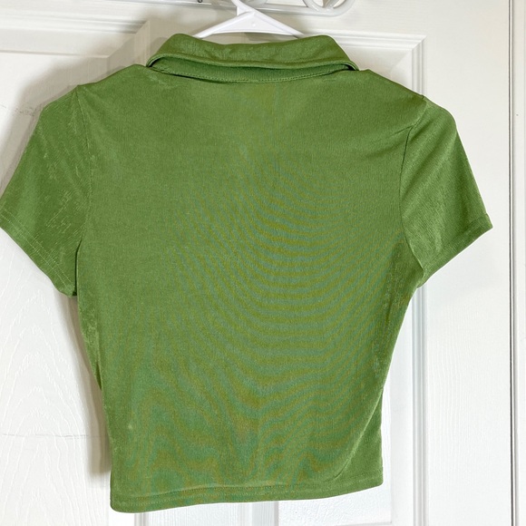 Green Cropped Button Up - Picture 2 of 3